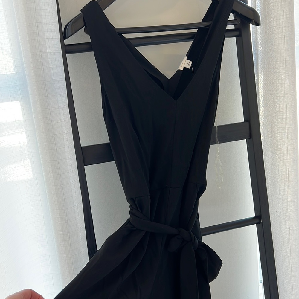 Black jumper. Worn 1x. Size small. A new day brand